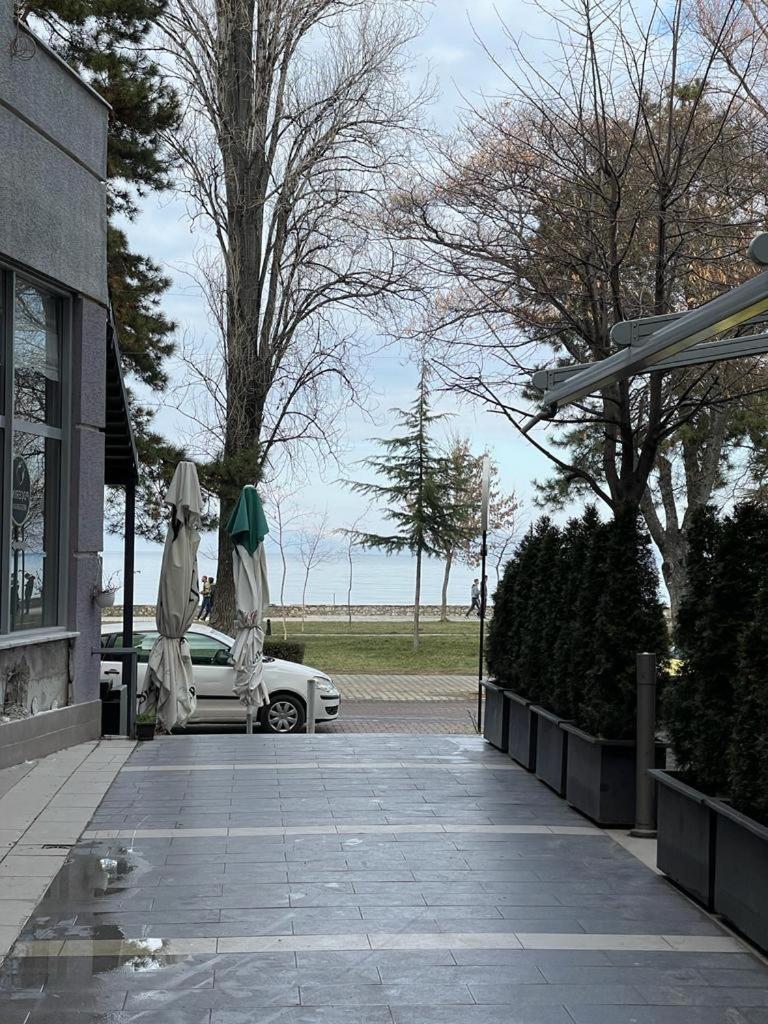 Lovely Apartment In Pogradec City With A Lake View Eksteriør bilde